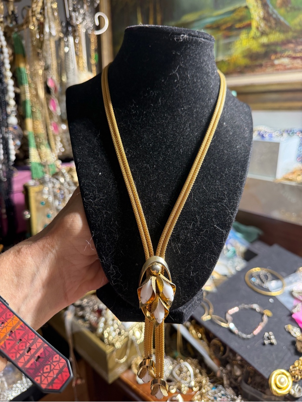 Vintage Hobe Gold Tone  Lariat Necklace